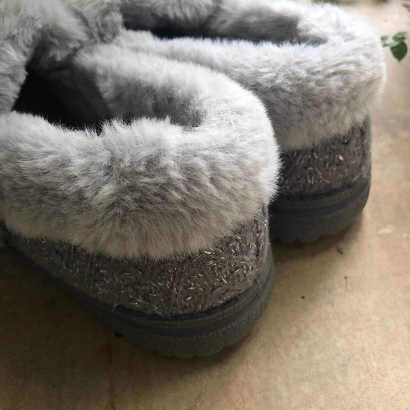 SKECHERS Women's Sweet Walk Cozy Lite Sparkle Knit Slippers Grey - Picture 5 of 6